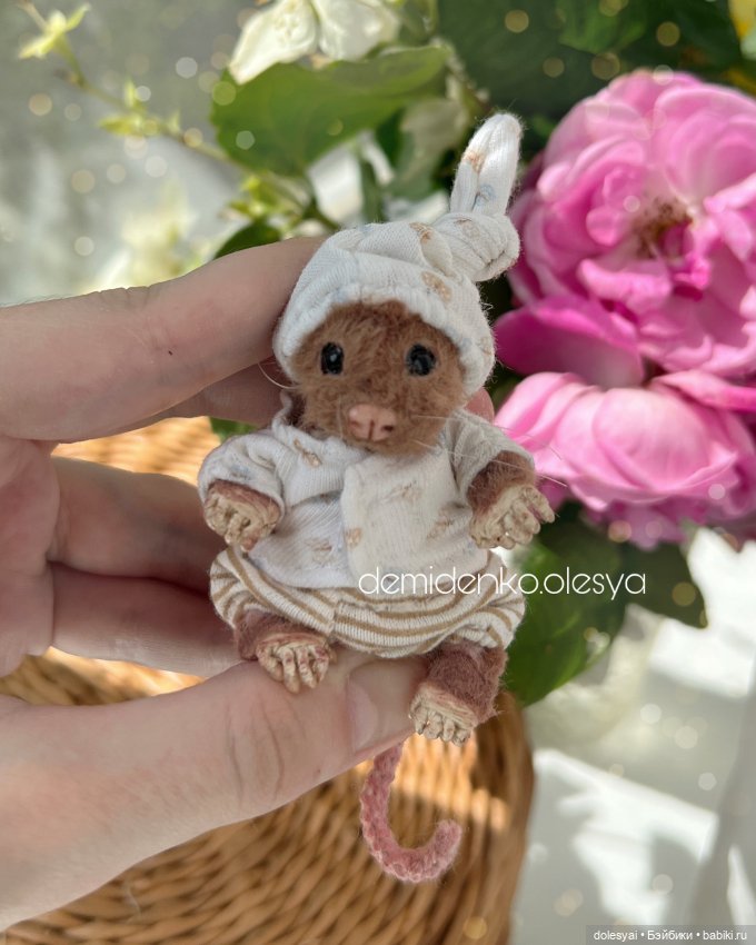 Миниатюрный мышонок полёвка Муко 🐭