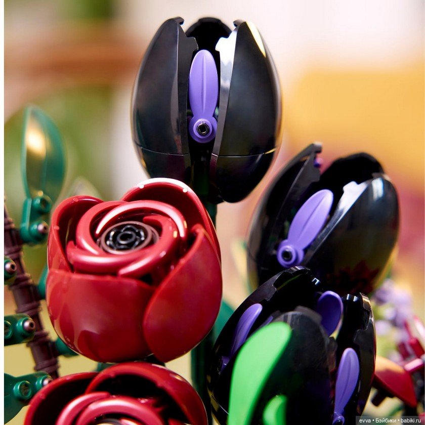 Наборы Dark Flower Arrangement и Hanging Golden Pothos (фото 4)