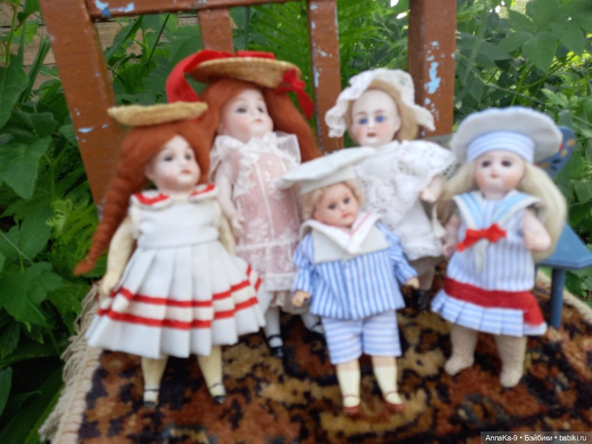 Мальва в саду — Антикварные куклы Mignonette (Миньонетта): карманные