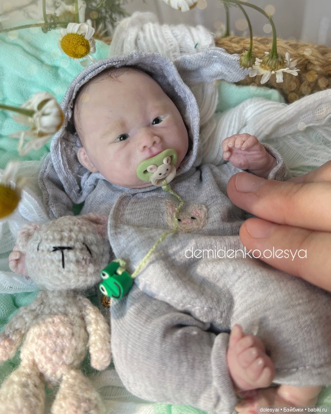 Миниатюра кукла младенец Лука. Миниреборн из полимерной глины (фото 3)