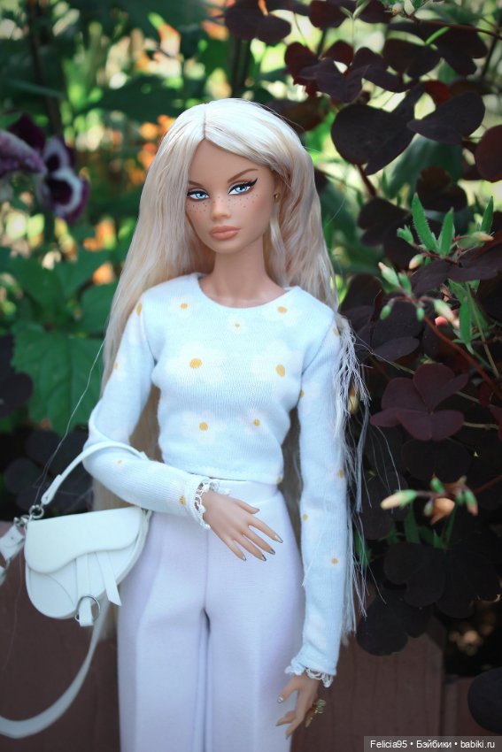 Xianxian model Molly блонди