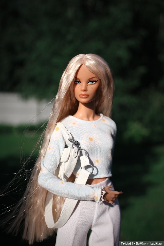 Xianxian model Molly блонди (фото 5)