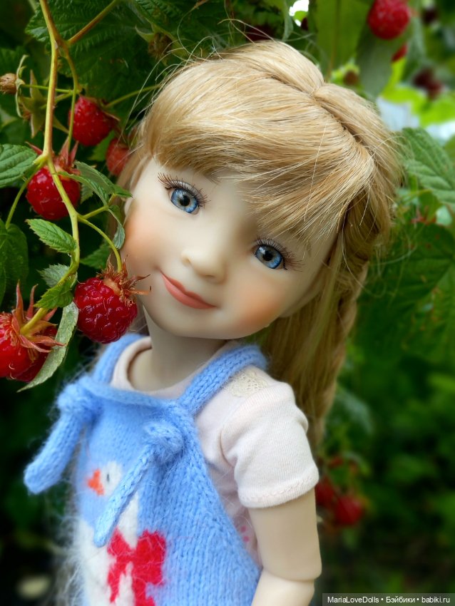 В малиновой заре — Куклы Ruby Red (Руби Ред) Fashion Friends: Siblies