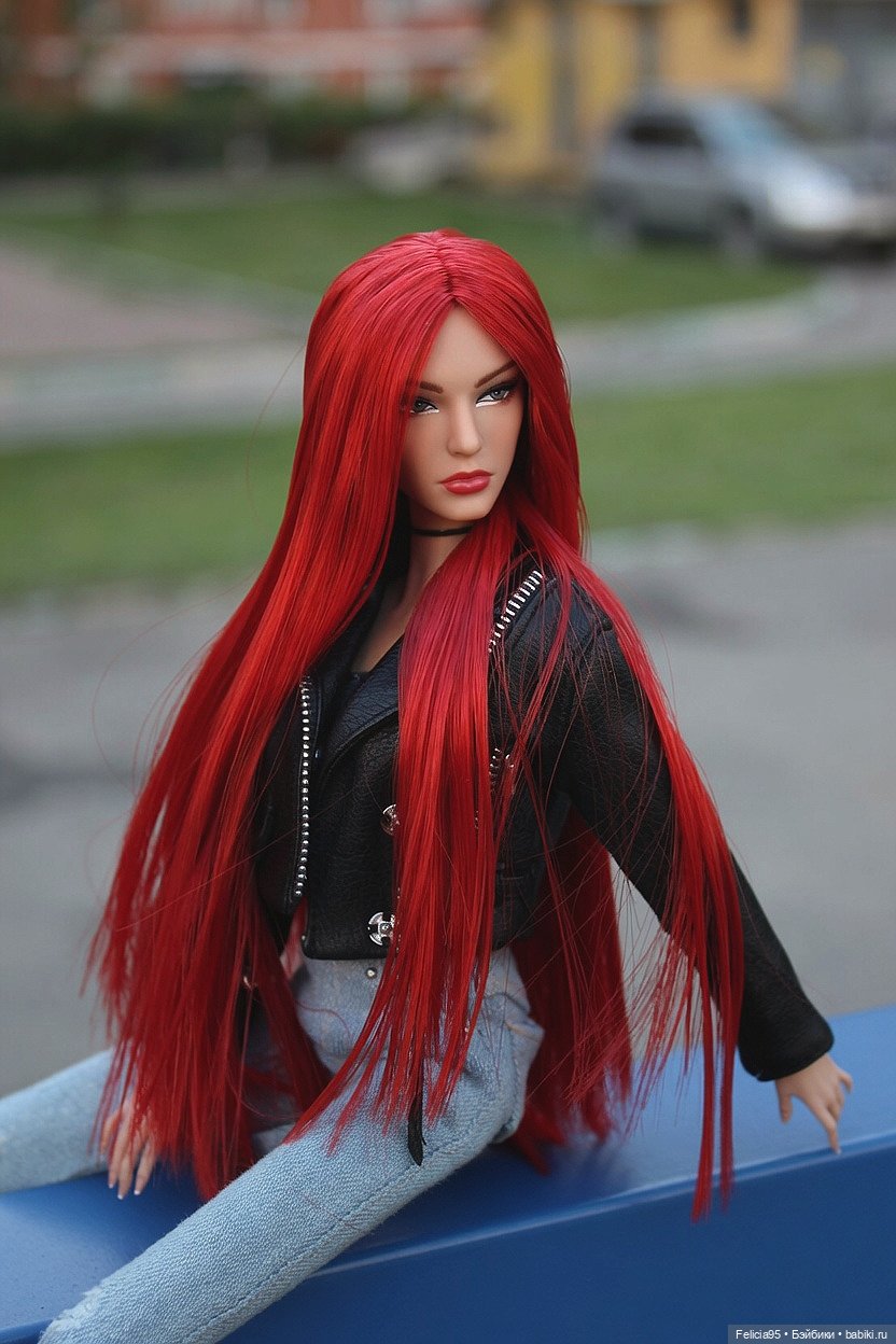 Dc Supermodel разрывает просто в сердечко