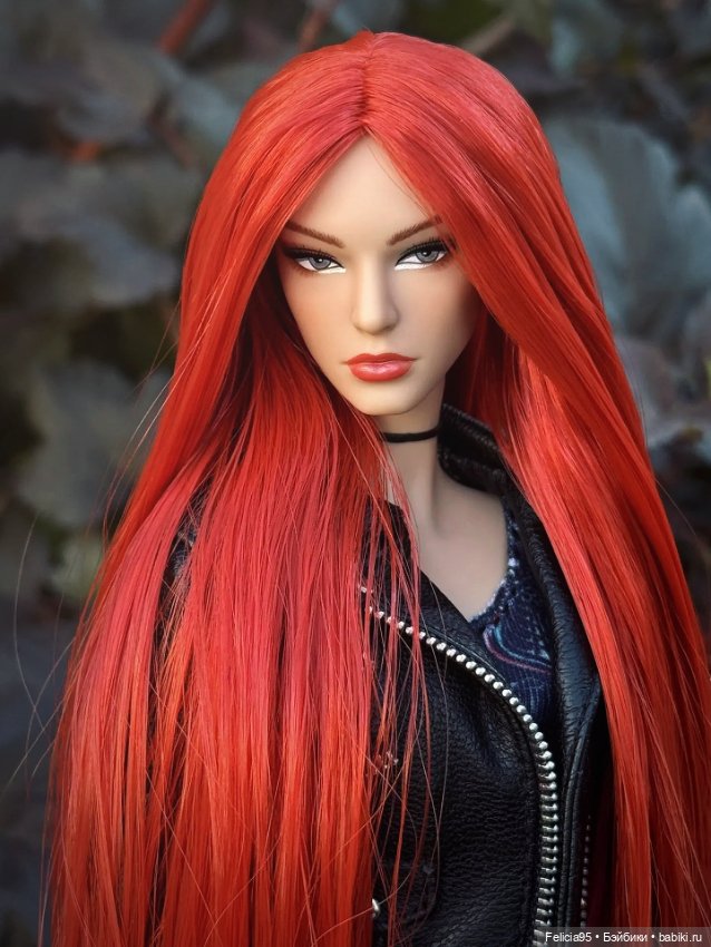 Dc Supermodel разрывает просто в сердечко