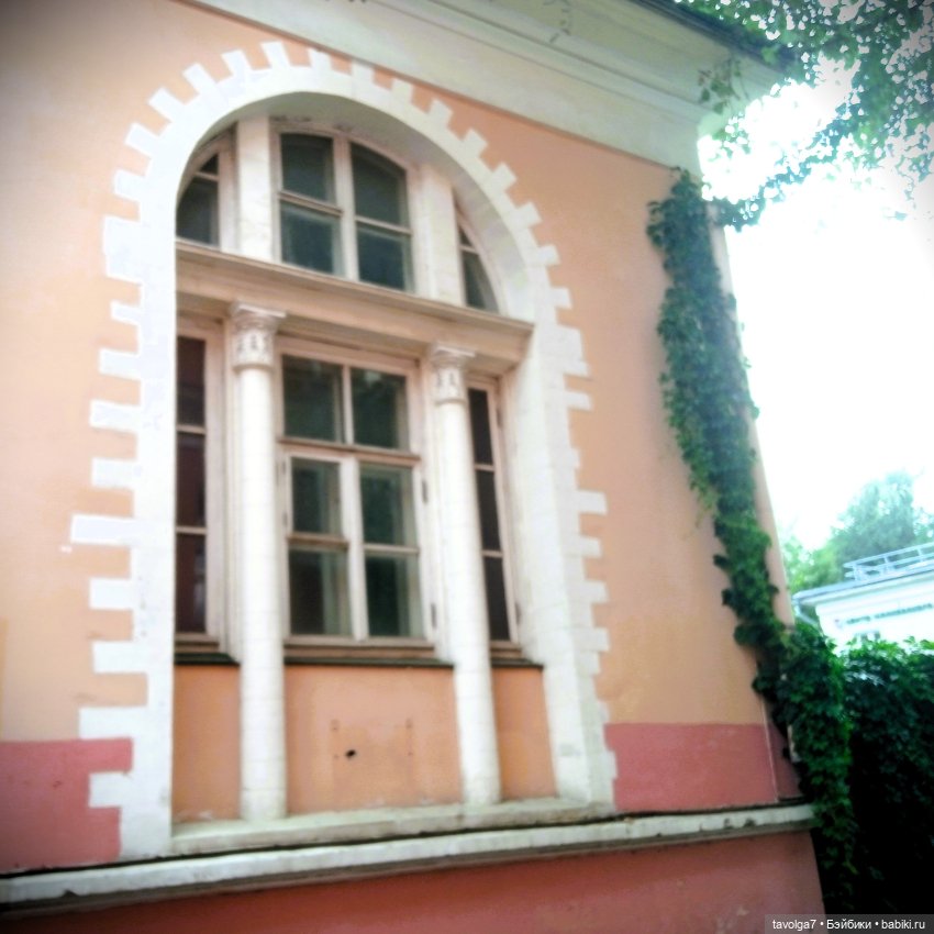 Pinkneon, трамвай 50, Бауманская