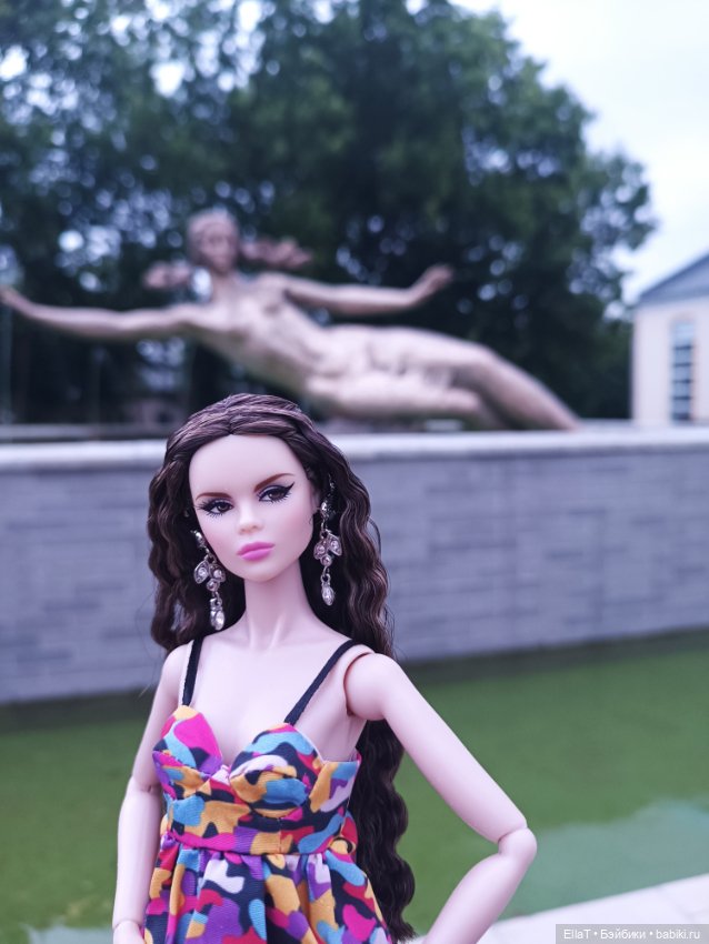 У фонтана — Куклы Integrity Toys (Интегрити): Poppy Parker (фото 8)