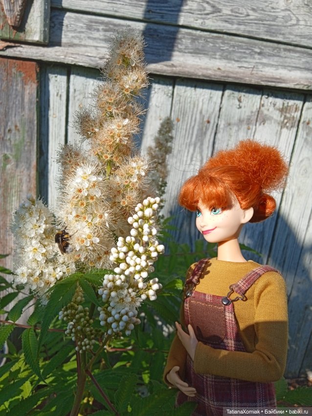 А на даче, а на даче... Анна и цветы