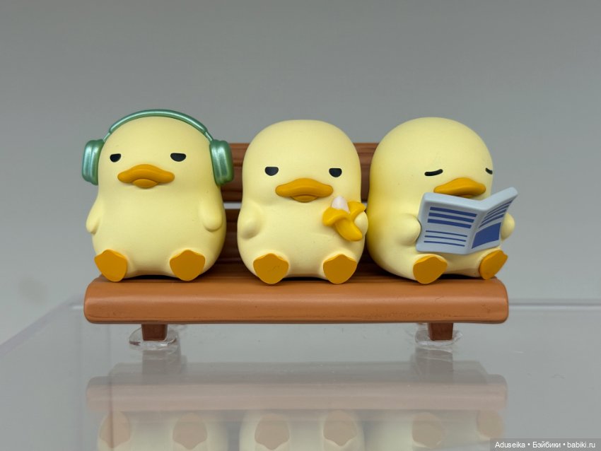 Ути 🦆 Mini Duckoo Citiwalk, Pop Mart витрина