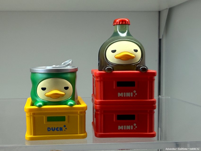 Ути 🦆 Mini Duckoo Citiwalk, Pop Mart витрина