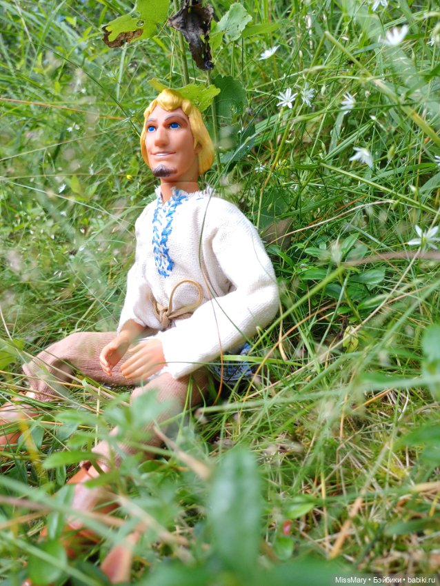 Федя и Агата в полях... И цветах🌼🌸🌾