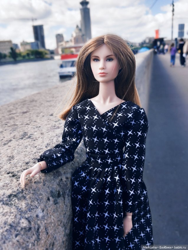 Лето в Москве. Продолжение. Снова Крутицкое подворье. Зои и новенькая ксиан