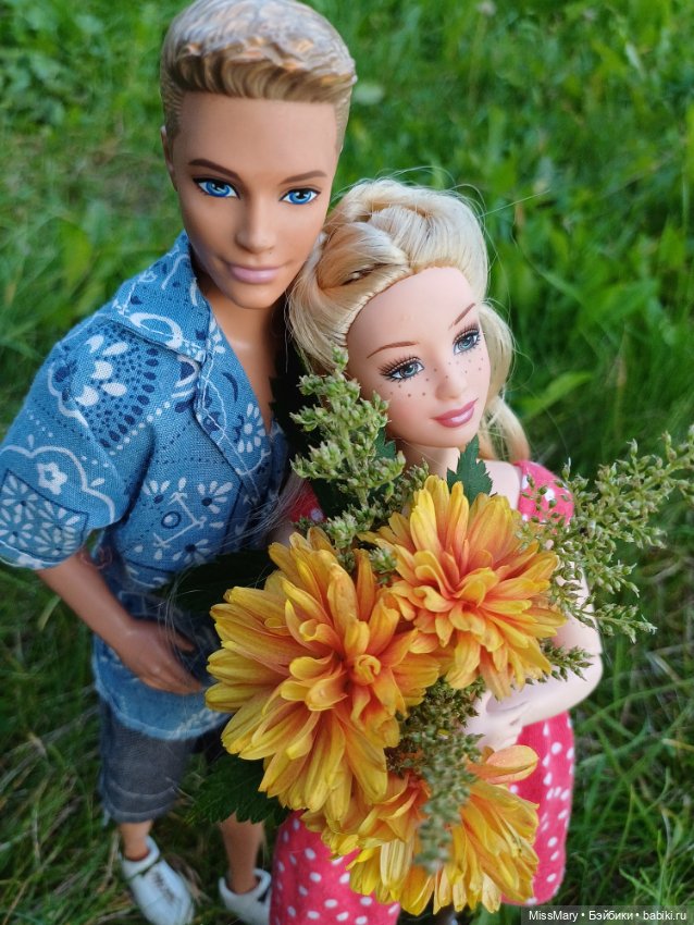 Дарите девушкам цветы 💐 — Куклы Барби