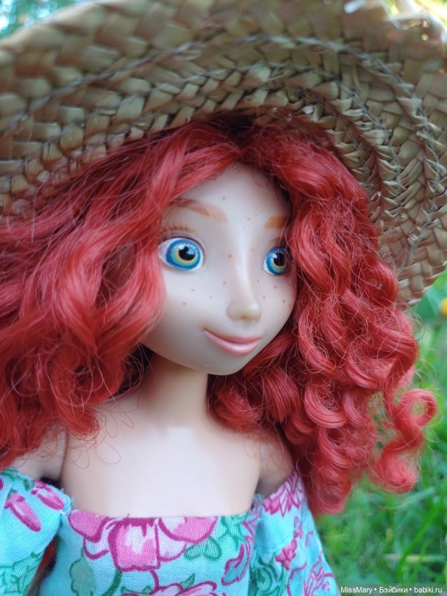 Дама в шляпе 👒 — Куклы Disney Animators и Принцессы Диснея: Disney Store (фото 4)