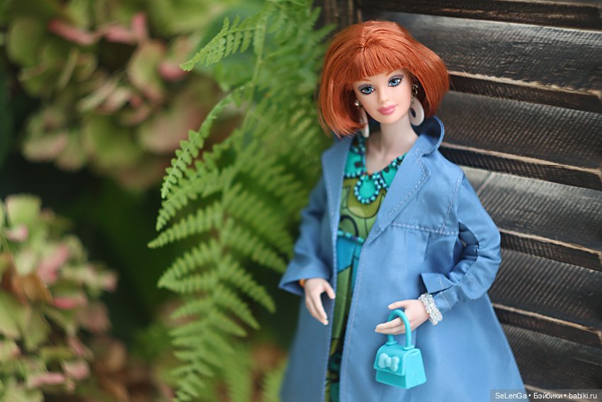 Барби в розовой шубке #Barbie Groovy 60-s (фото 4)