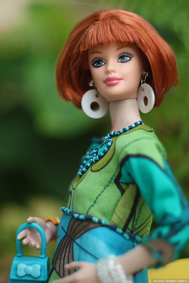 Барби в розовой шубке #Barbie Groovy 60-s