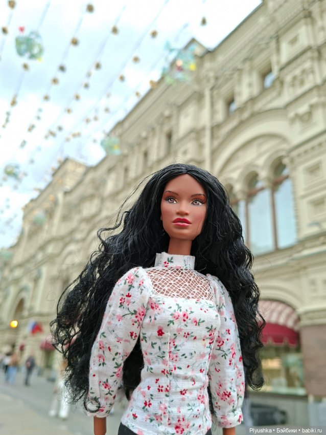 Знойные красавицы в центре (фото 3)