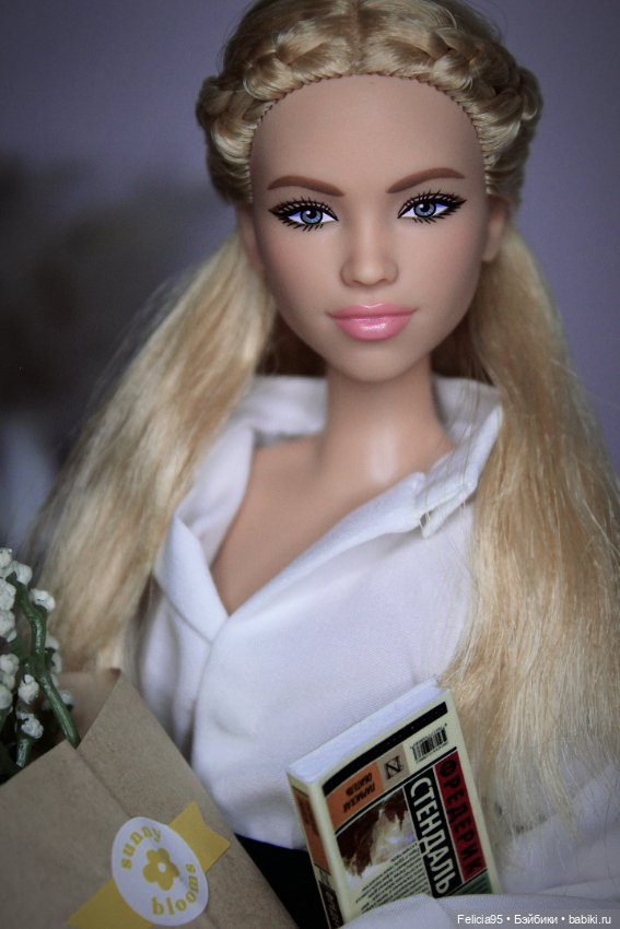 Barbie supergirl 2026. Back to school