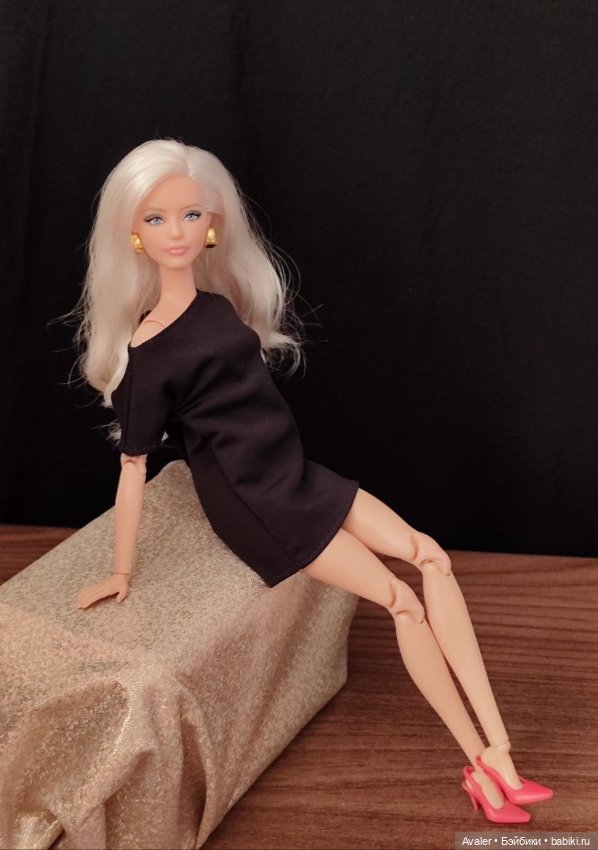 Маленькое черное платье: утонченная Лика (Barbie Basics Model 02) и большие планы (фото 4)