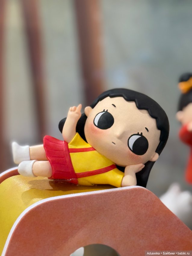 Витрина Pop Mart: Nyota + Chibi Maruko (фото 8)