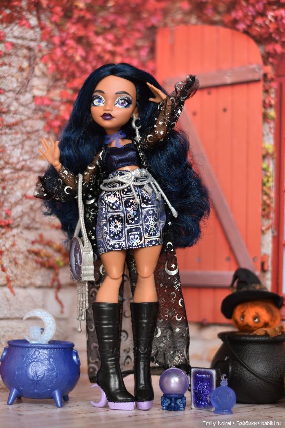 Она что-то видит — Куклы Monster High (Монстер Хай) (фото 8)