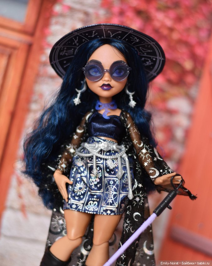 Она что-то видит — Куклы Monster High (Монстер Хай) (фото 2)