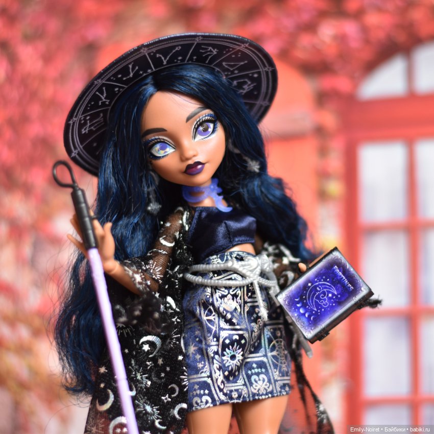 Она что-то видит — Куклы Monster High (Монстер Хай) (фото 7)