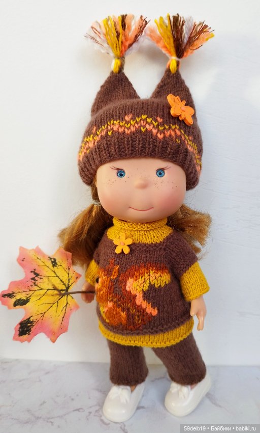Фотомоменты с Пиппой в новом костюме на тему осени🍁🍂🐿️🍁🍂🐿️🍁🍂🐿️