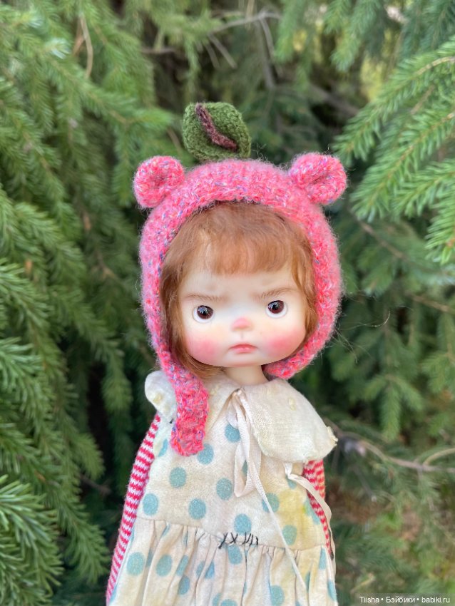 Яркие шапочки для Daya doll и Bubble от itswafflecon