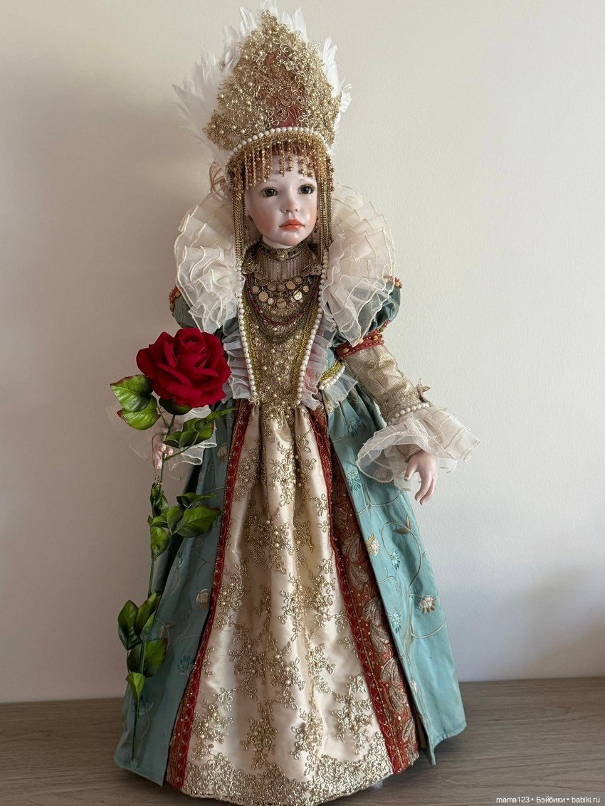 Queen of Hearts OOAK — Куклы Zawieruszynski (Заверужински): винил (фото 2)