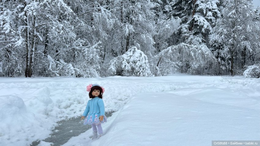 ❄️❄️❄️ «Снежные приключения маленькой фигуристки Роми: фотосессия на настоящем льду ⛸️»