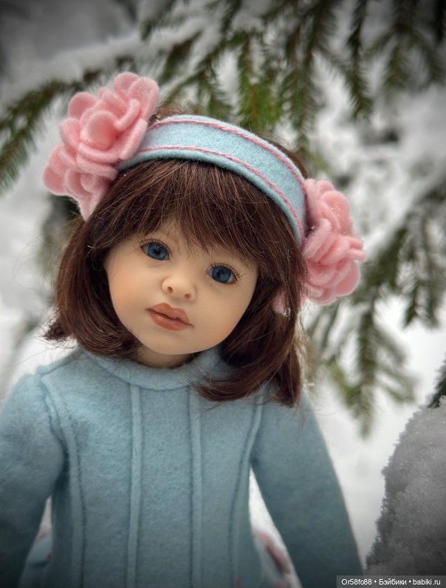 ❄️❄️❄️ «Снежные приключения маленькой фигуристки Роми: фотосессия на настоящем льду ⛸️» (фото 5)