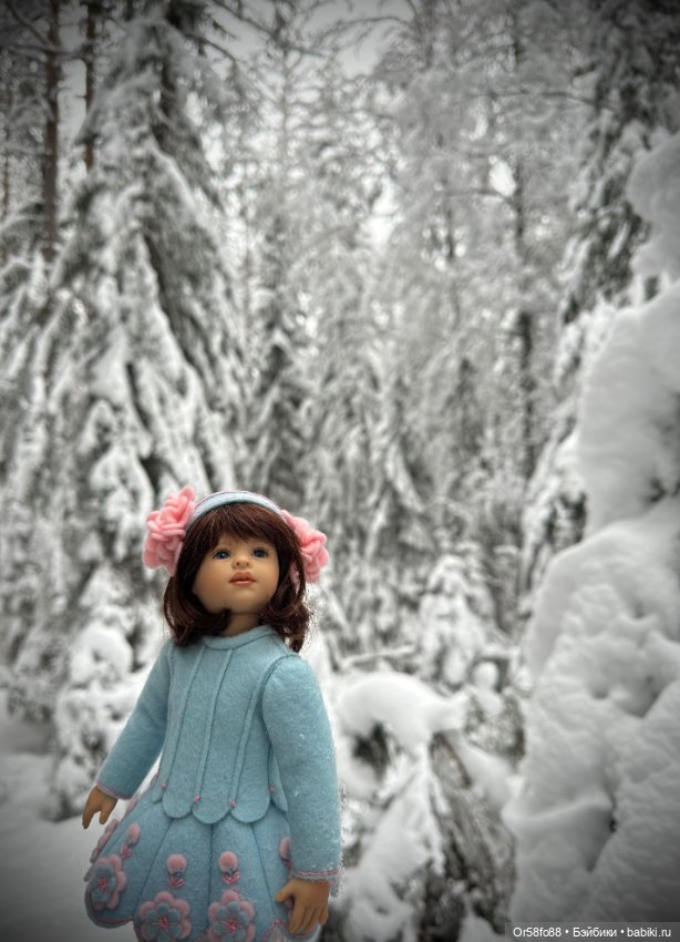 ❄️❄️❄️ «Снежные приключения маленькой фигуристки Роми: фотосессия на настоящем льду ⛸️»