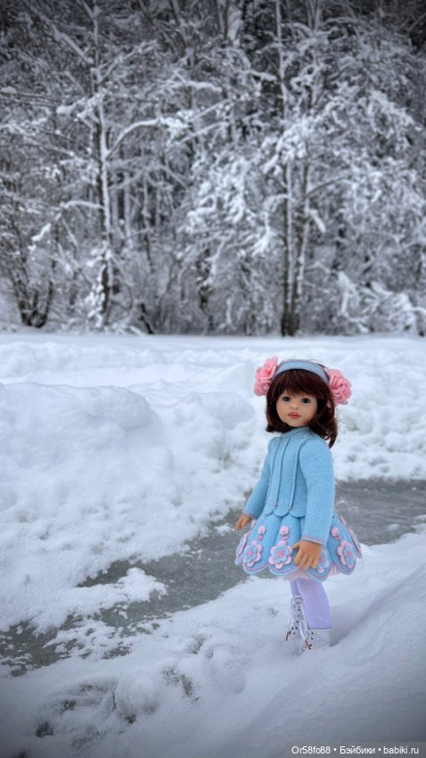 ❄️❄️❄️ «Снежные приключения маленькой фигуристки Роми: фотосессия на настоящем льду ⛸️»