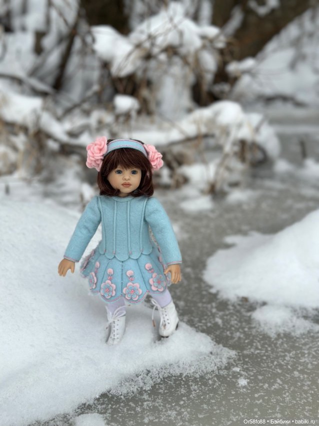 ❄️❄️❄️ «Снежные приключения маленькой фигуристки Роми: фотосессия на настоящем льду ⛸️»