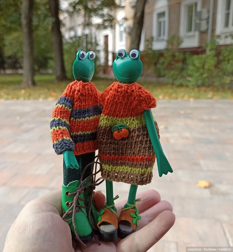 Не проходящая любовь к лягушкам)