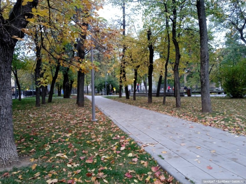 Ruby Red Siblies и пять минут московской осени (фото 3)