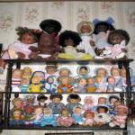 Дом, где живут куклы. Добавила фотографии, по просьбам трудящихся, ну и от себя кое-что