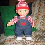 Кукла в подарок.