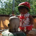 Дуська путешественница и подарочки для кнопочки, кукла от Паолы Рейна