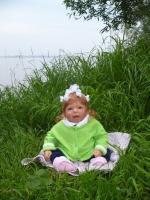 Элизабет в парке - кукла Middleton