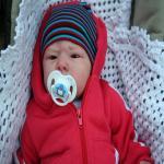 Гуляем и демонстрируем наряды.