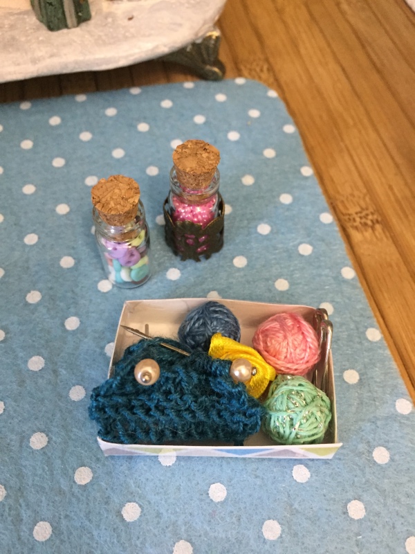 Дом швеи-вязальщицы — Румбоксы и кукольные интерьеры: фото