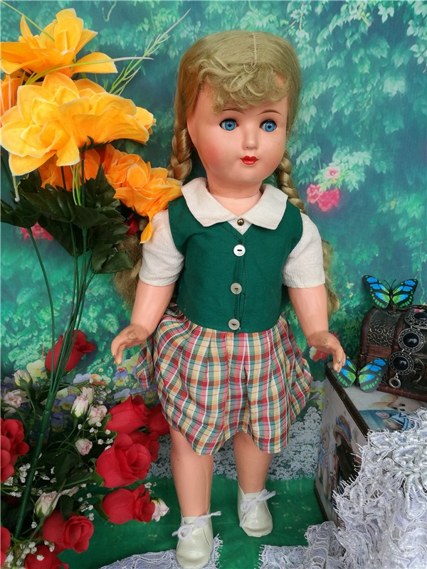 Заплетают мне косички: Мило, даже симпатично