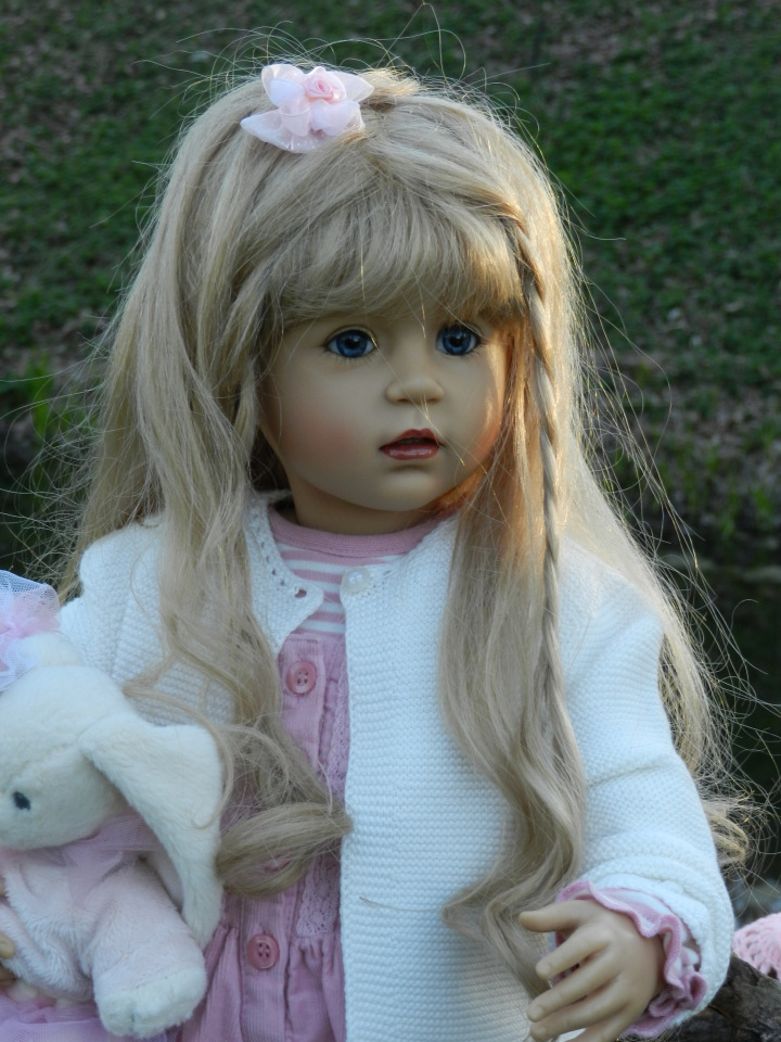 Прогулка подружек тёплым вечерком