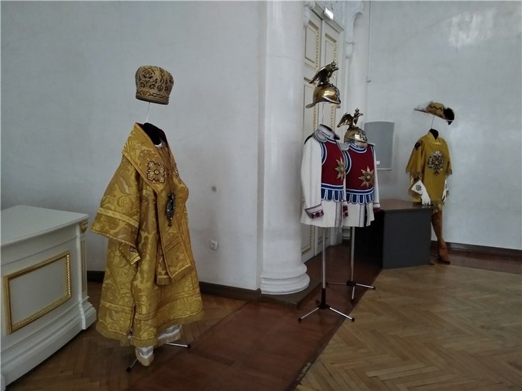 Выставка костюмов к фильму " Матильда", часть 2 (фото 7)