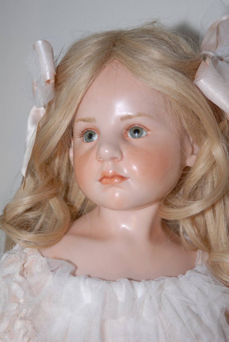 Новый образ для фарфоровой в воске Гунзелки (фото 9)