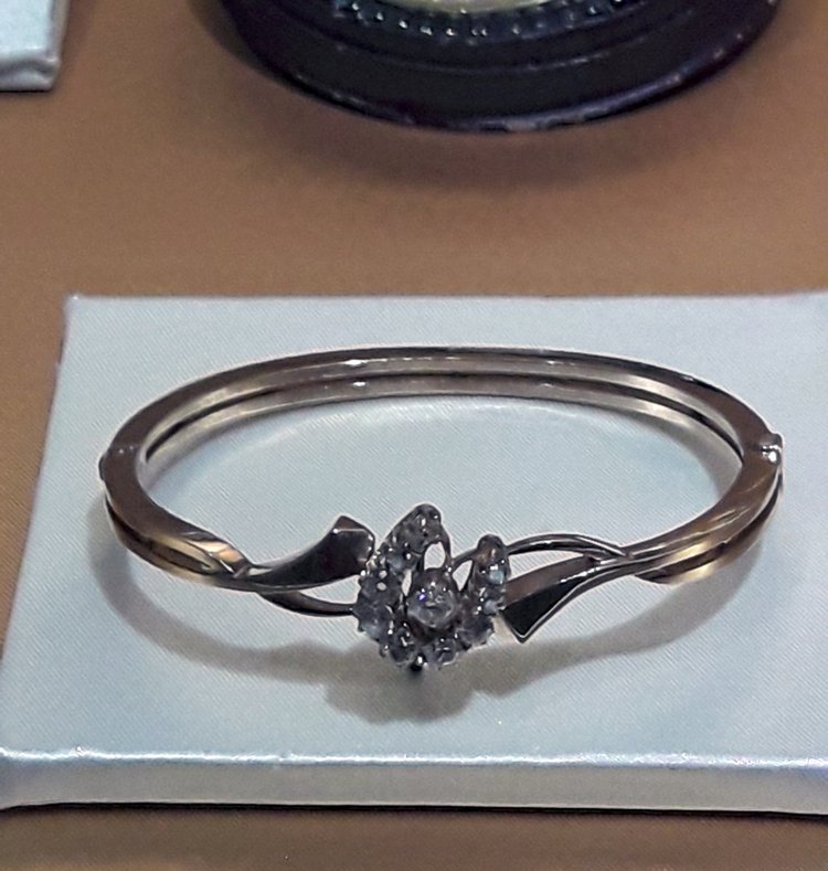 Выставка "Узоры свадьбы кружевной". Зал 1