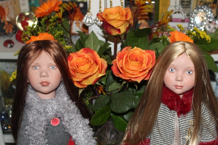 А мы к вам с цветами! Neetje и Verena Zwergnase