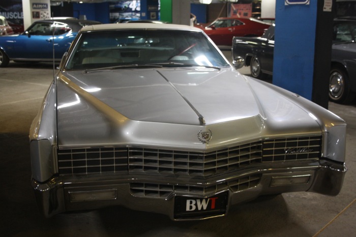 Петербург: выставка ретро автомобилей